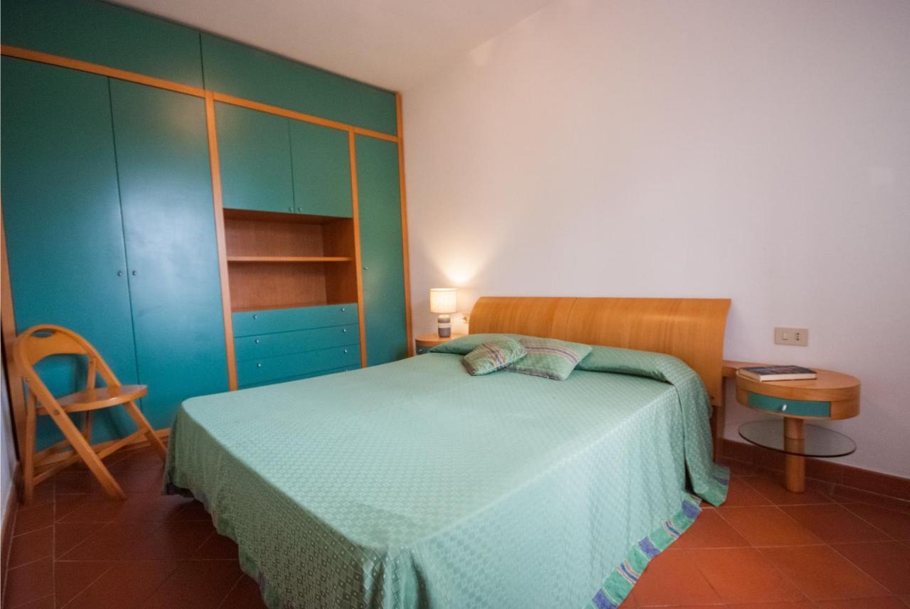 Residence Le Grazie Est カポリーヴェリ エクステリア 写真