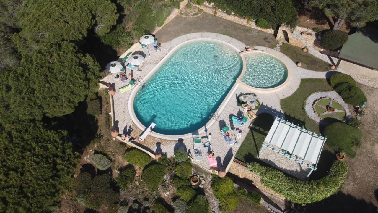Residence Le Grazie Est カポリーヴェリ エクステリア 写真