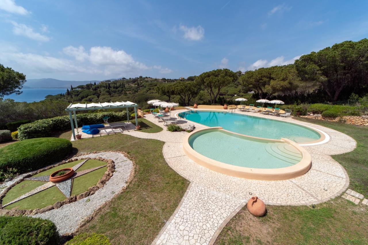 Residence Le Grazie Est カポリーヴェリ エクステリア 写真