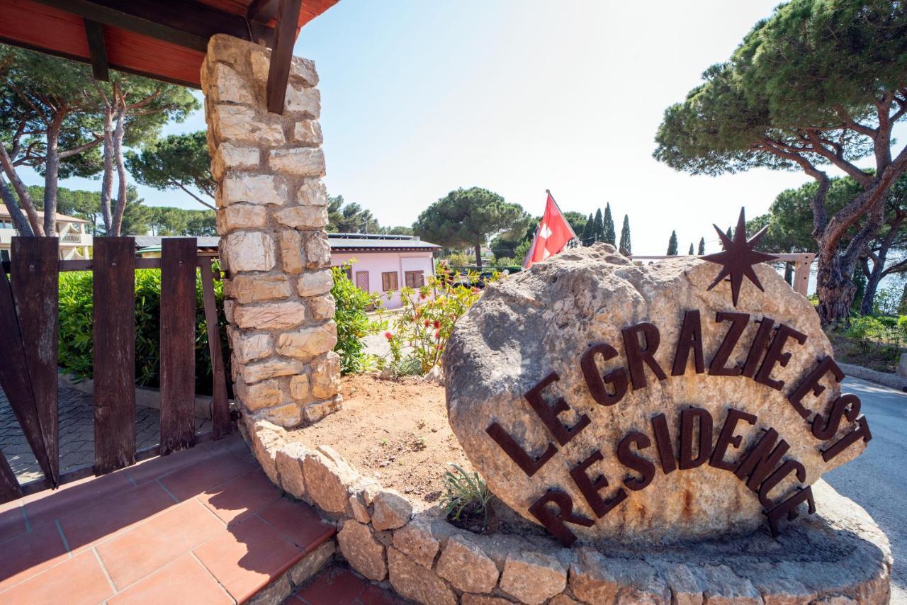 Residence Le Grazie Est カポリーヴェリ エクステリア 写真