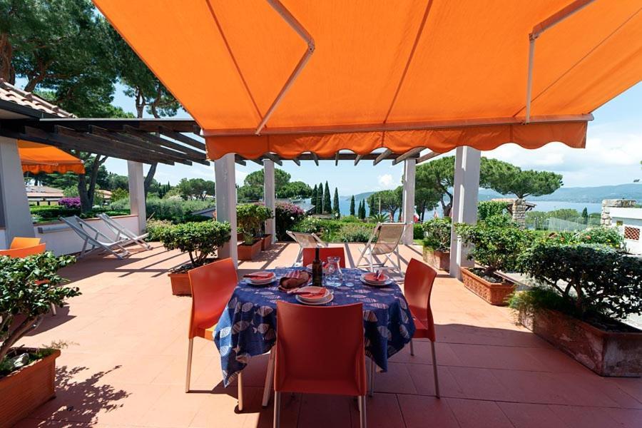 Residence Le Grazie Est カポリーヴェリ エクステリア 写真