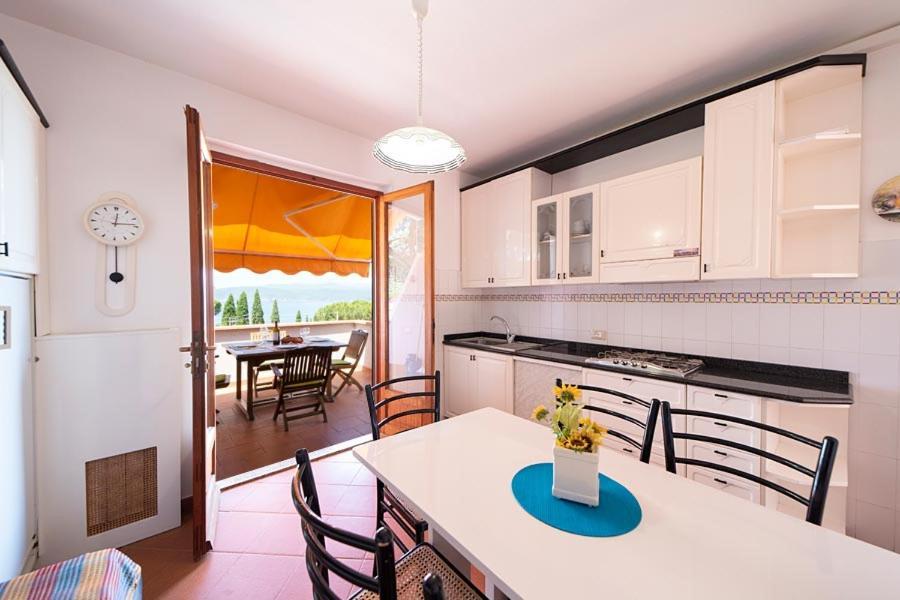Residence Le Grazie Est カポリーヴェリ エクステリア 写真